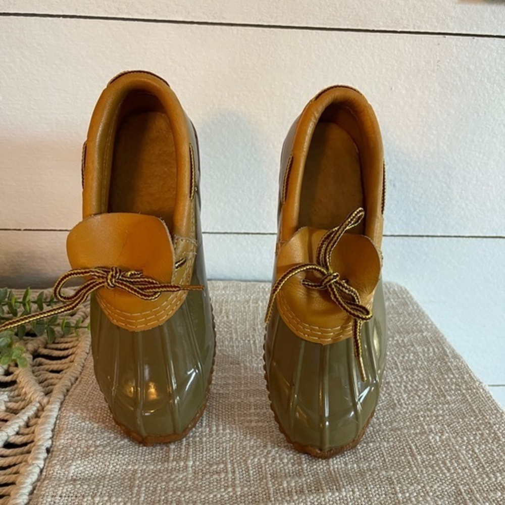 Snow Valley Green & Tan Steel Shank Water Proof Boots Size 6